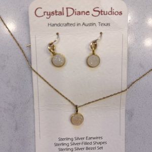 Pink crystal earrings and necklace